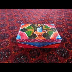 True art Jewelry box